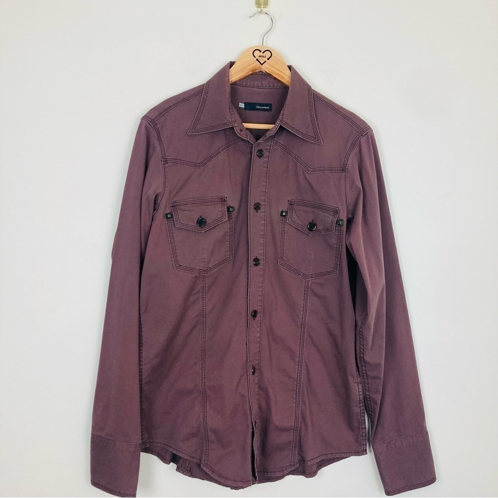 Dsquared2 men’s plum colored western style fitted button front shirt. Size XL